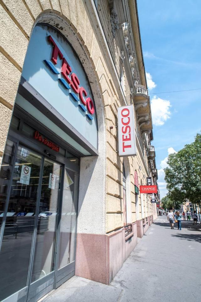 Central New Home With 3 Bedrooms, A/C And Balcony Budapest Kültér fotó